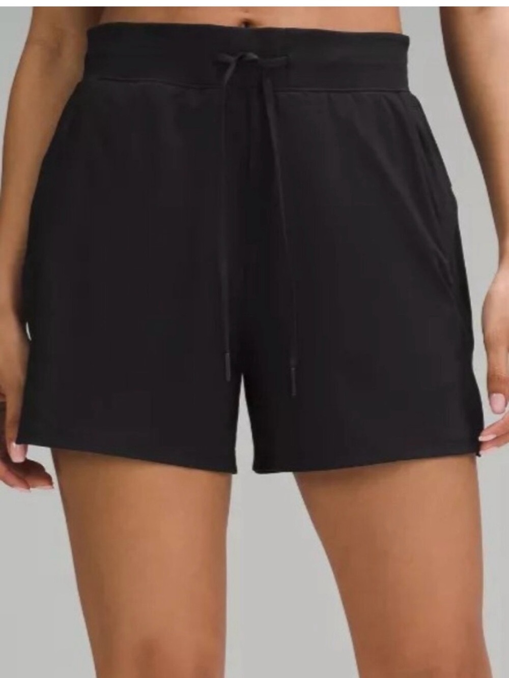 lululemon - license to train high-rise shorts 4”